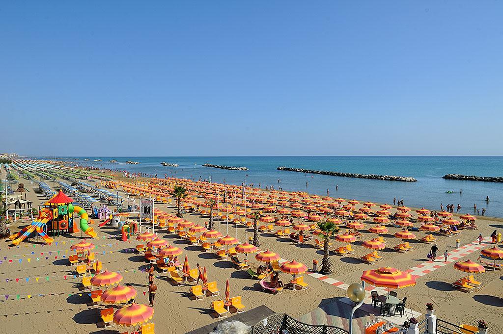 Hotel & Residence Cavalluccio Marino Rimini Exterior foto